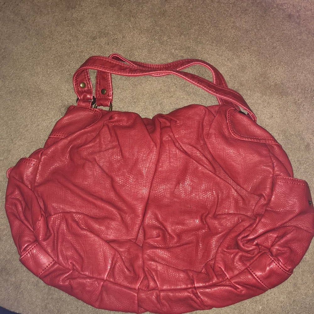 ❤️LAST CHANCE!!! Excellent condition deep red purse - Picture 2 of 6